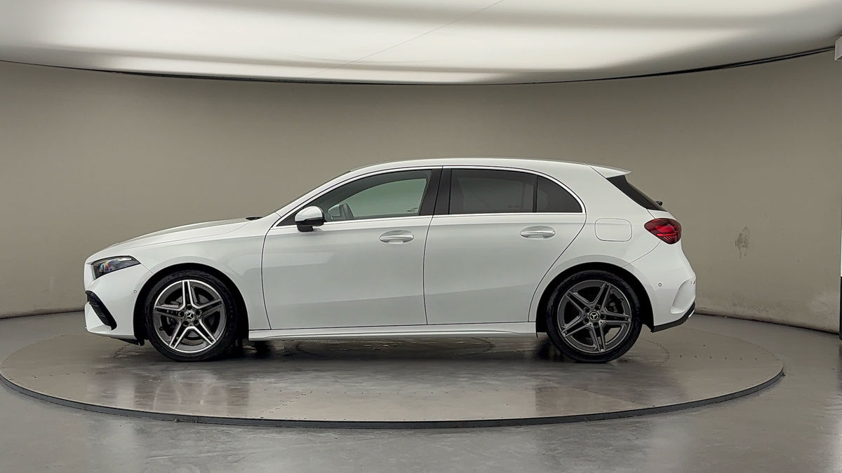Mercedes-Benz A Class Image 15
