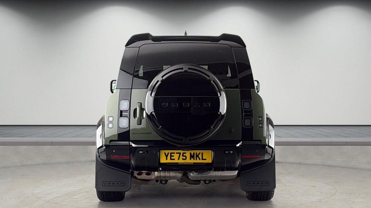 Land Rover Defender 90 Urban Image 4