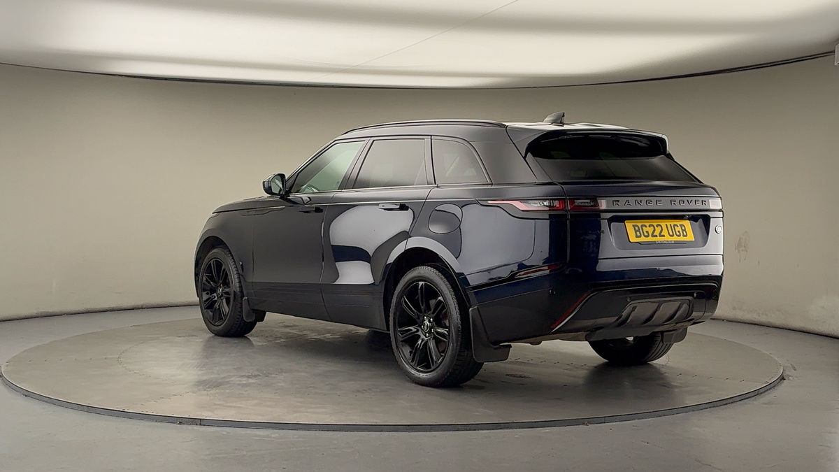 Land Rover Range Rover Velar Image 2