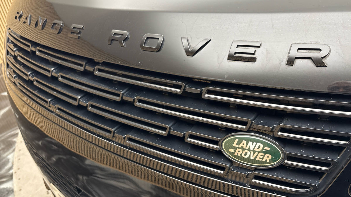 Land Rover Range Rover Sport Image 24