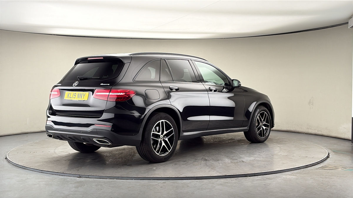 Mercedes-Benz GLC Image 21