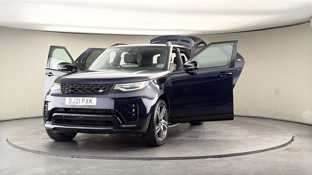 More views of Land Rover Discovery