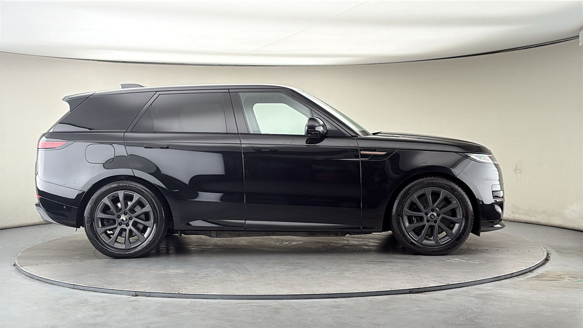 Land Rover Range Rover Sport Image 16