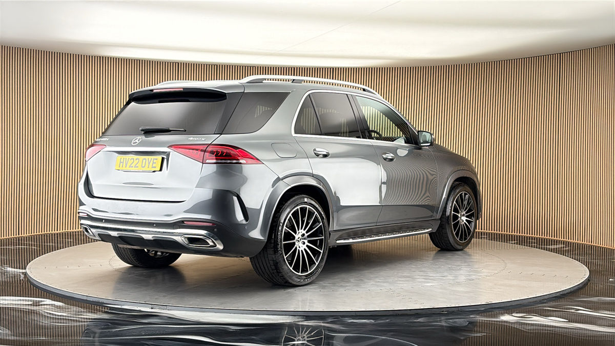 More views of Mercedes-Benz GLE