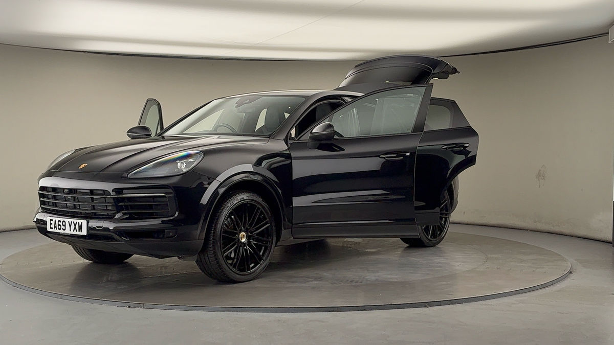 More views of Porsche Cayenne