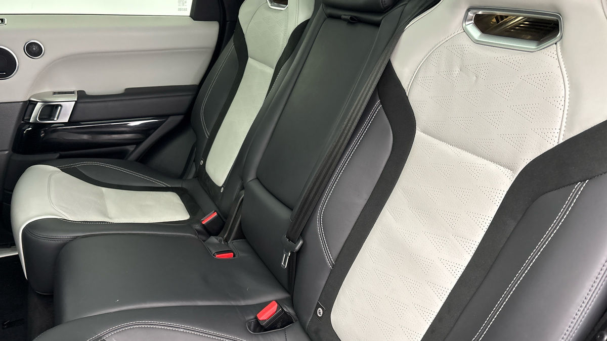 Land Rover Range Rover Sport Image 8