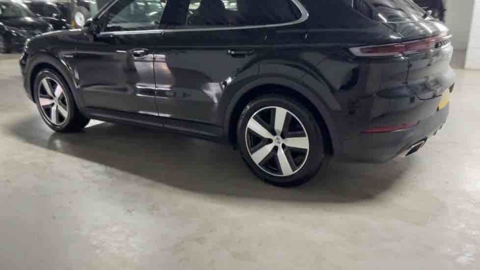 More views of Porsche Cayenne