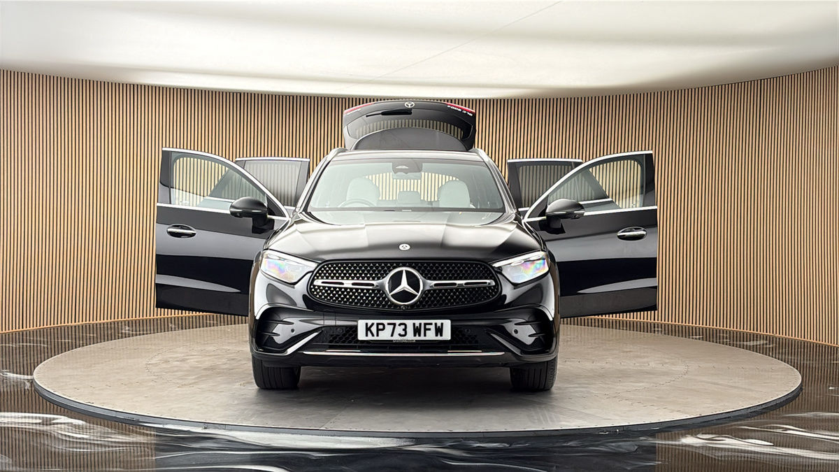 More views of Mercedes-Benz GLC