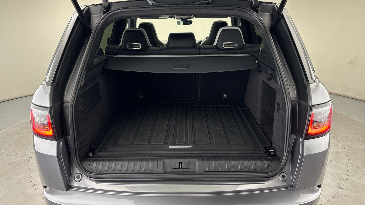 Land Rover Range Rover Sport Image 11
