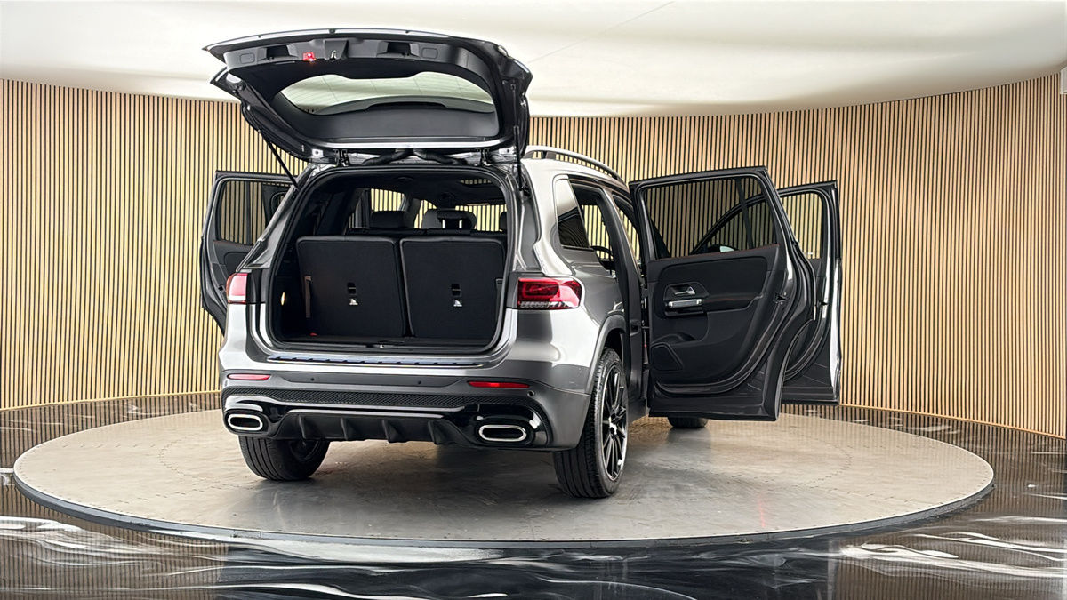 More views of Mercedes-Benz GLB