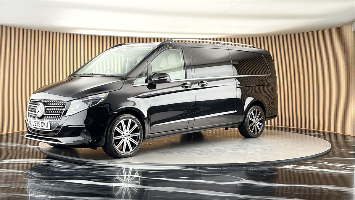 Mercedes-Benz V Class Image 20