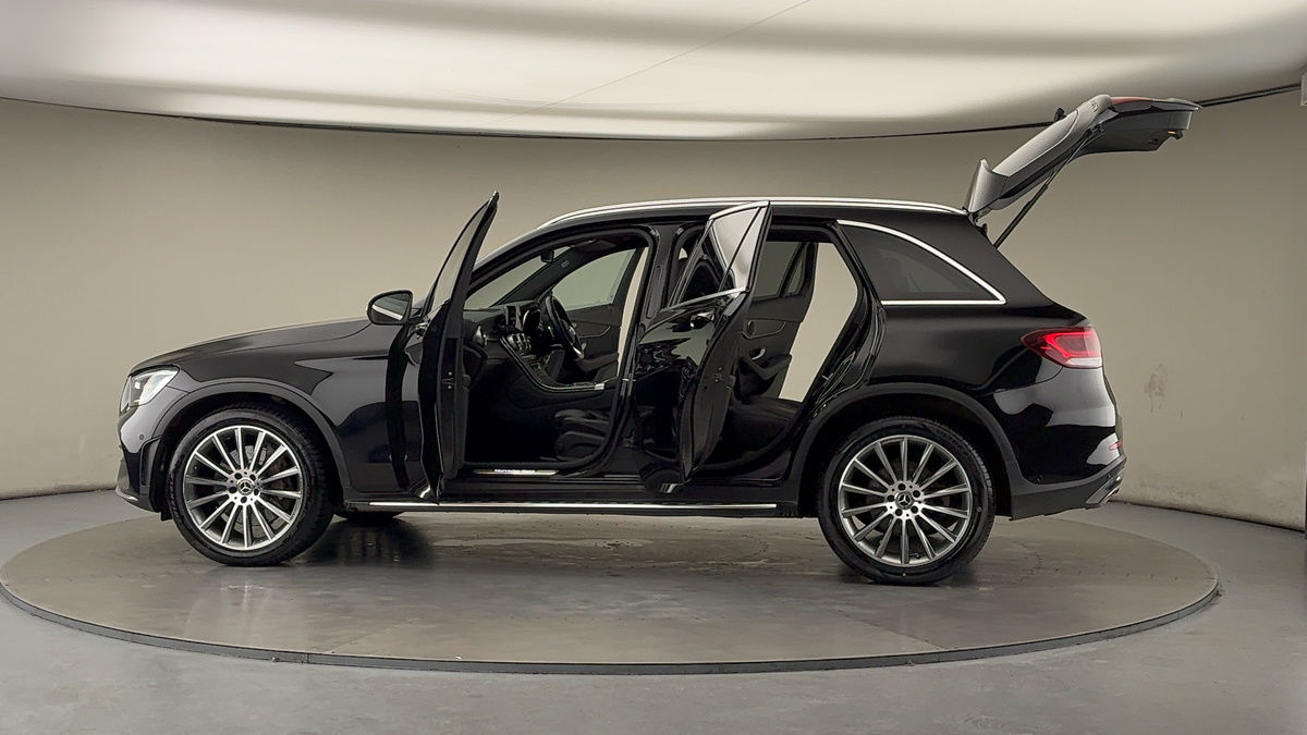 More views of Mercedes-Benz GLC