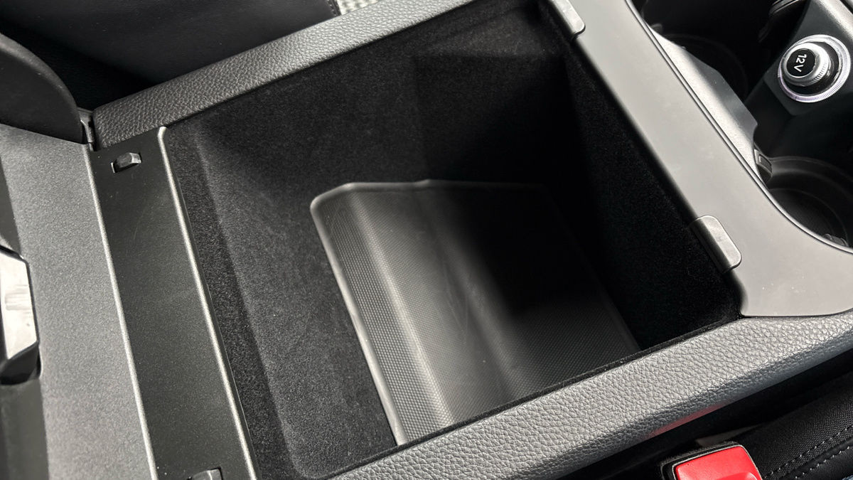 Porsche Cayenne Image 38