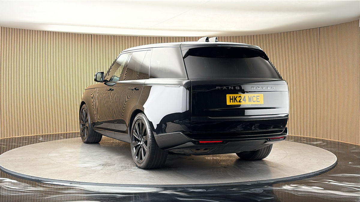 More views of Land Rover Range Rover