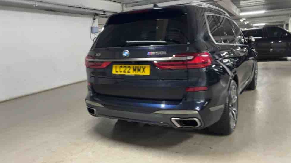More views of BMW X7