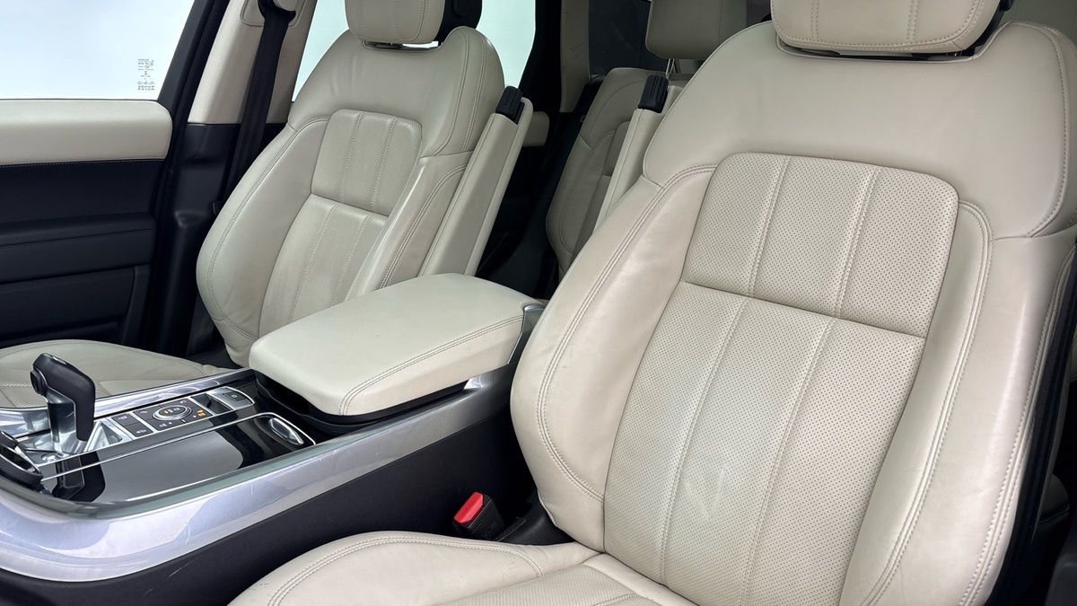 Land Rover Range Rover Sport Image 7