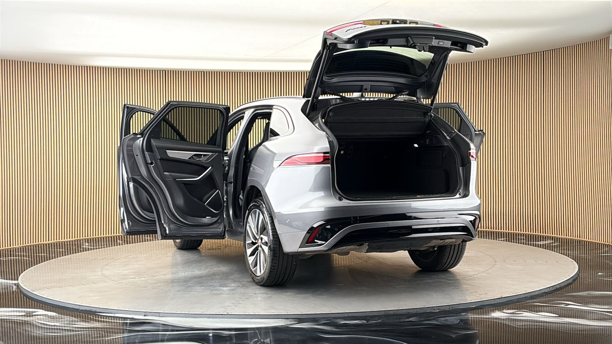 More views of Jaguar F-PACE