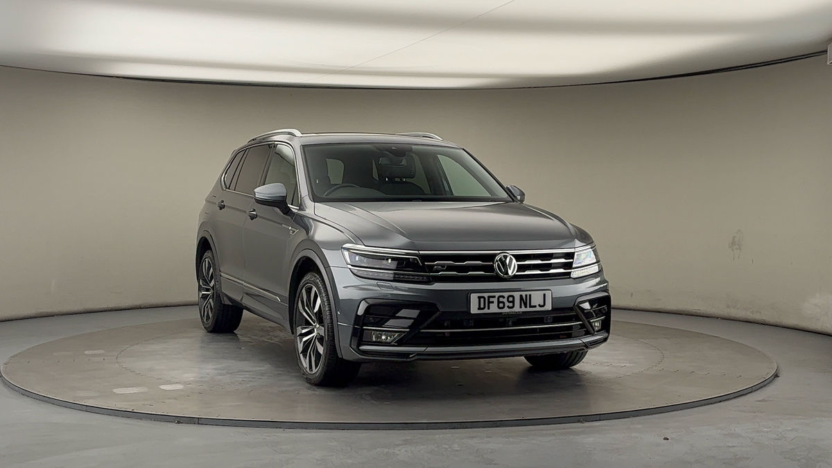 More views of Volkswagen Tiguan Allspace