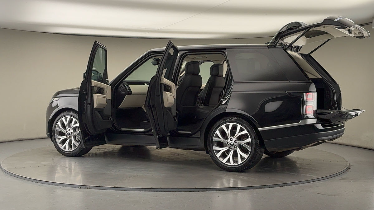 More views of Land Rover Range Rover