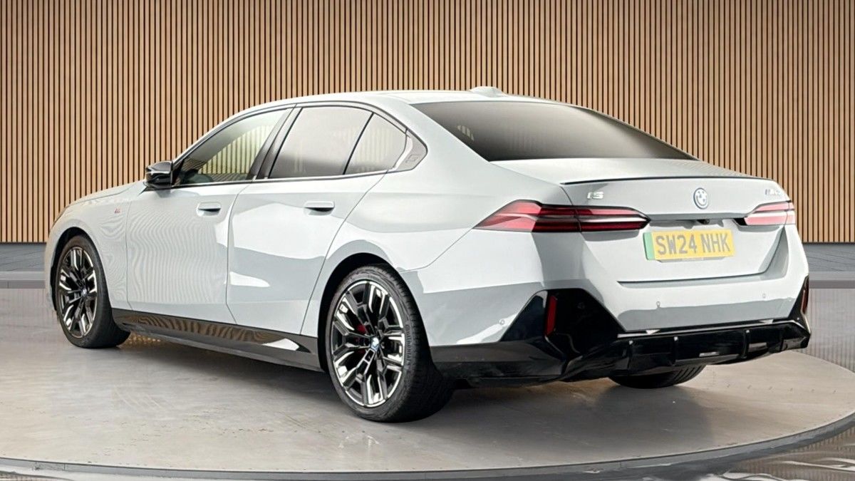 BMW i5 Image 2