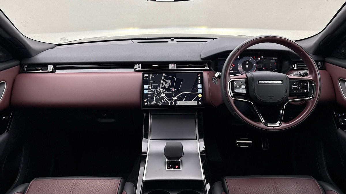 Land Rover Range Rover Velar Image 12