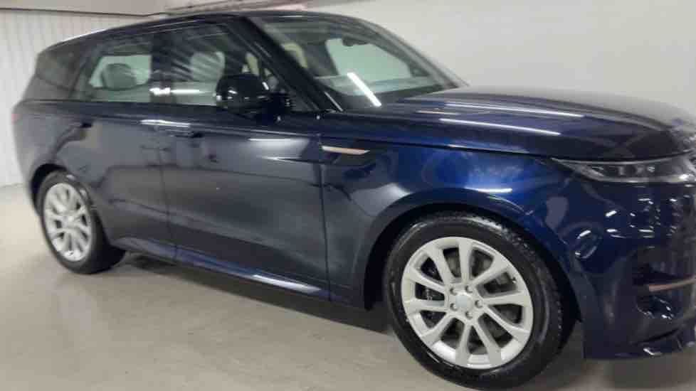 More views of Land Rover Range Rover Sport