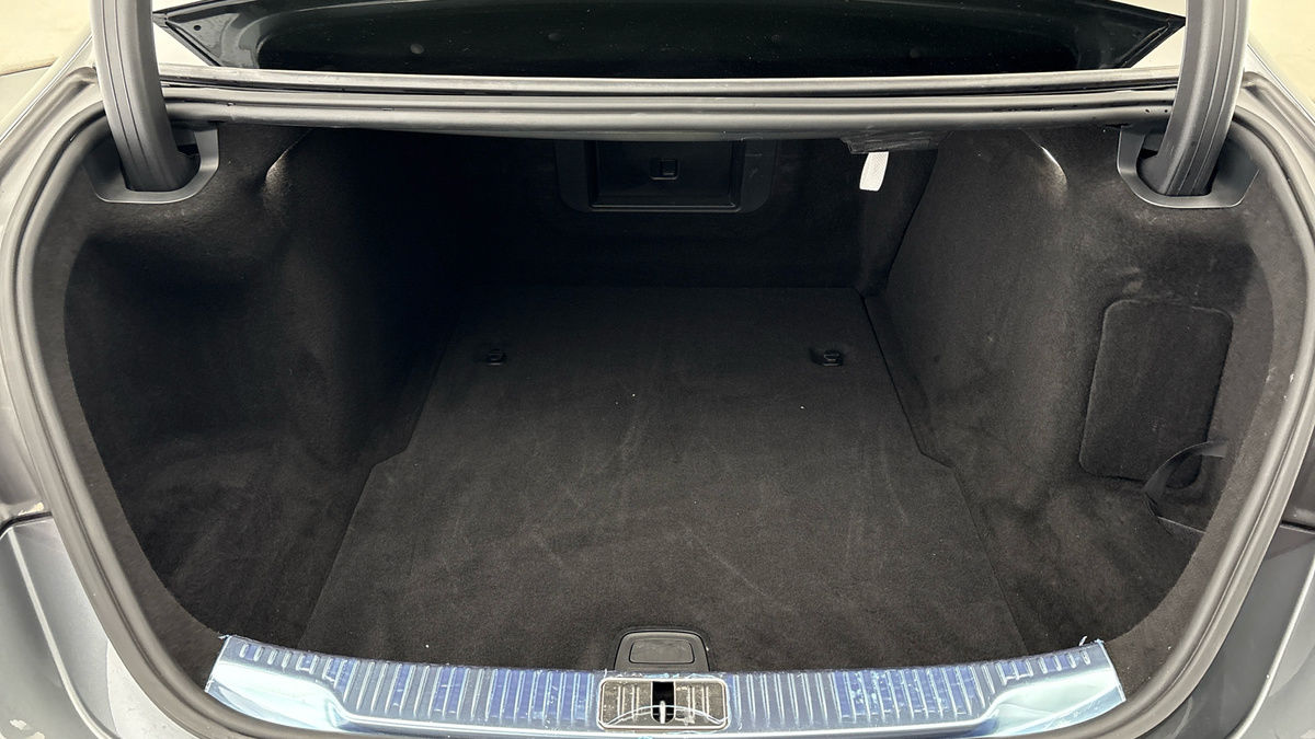 Mercedes-Benz S Class Image 11