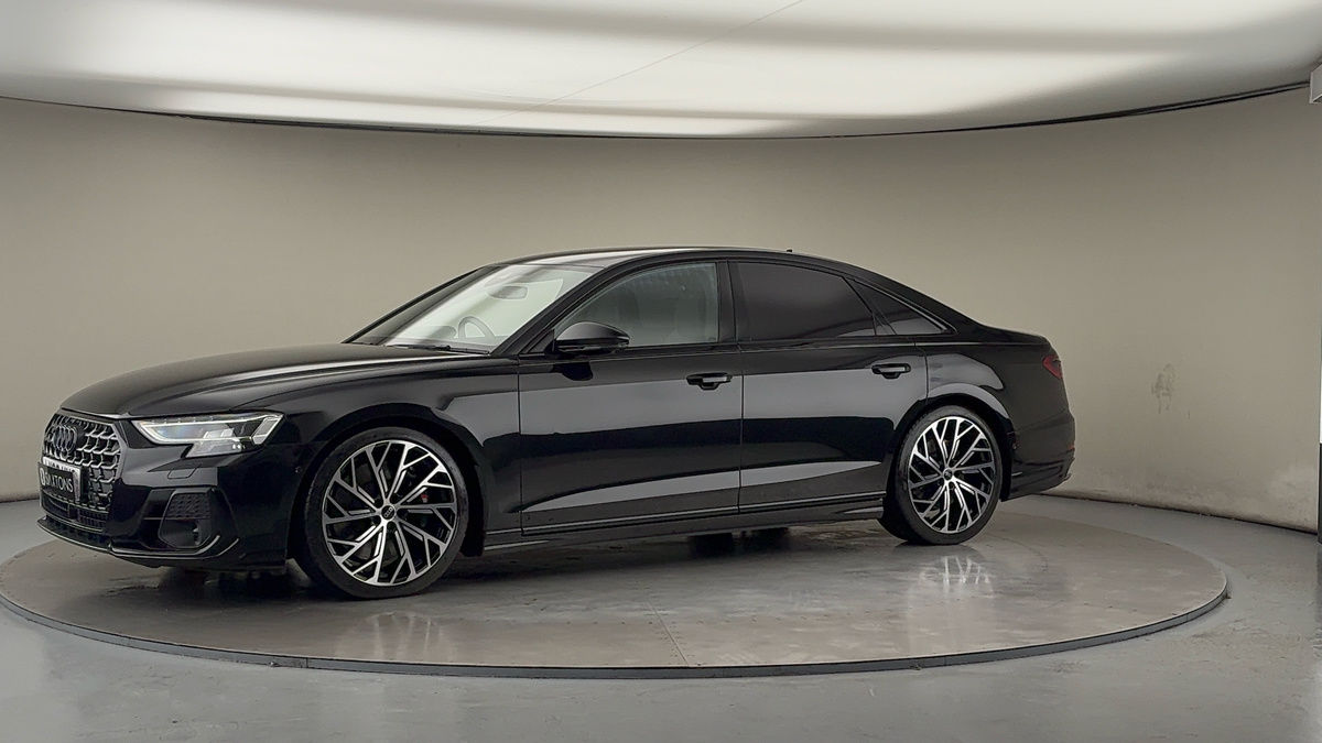 More views of Audi S8