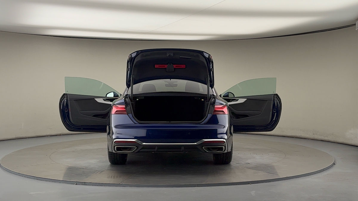 More views of Audi A5