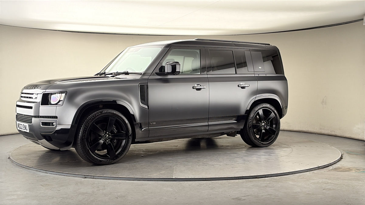 More views of Land Rover Defender 110