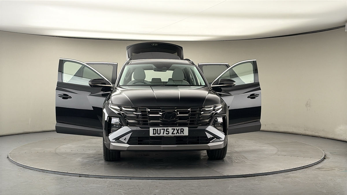 More views of Hyundai TUCSON