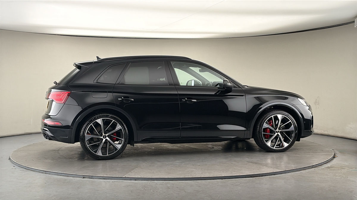 More views of Audi SQ5