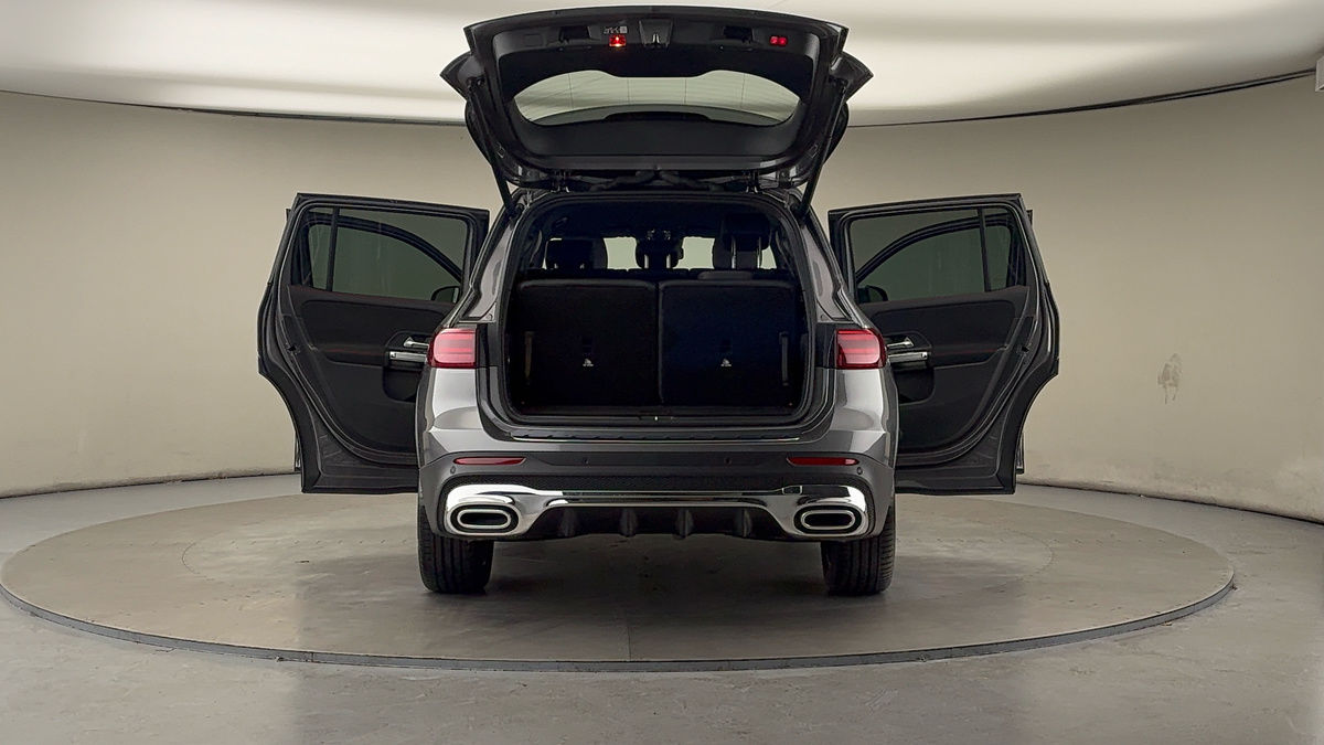 More views of Mercedes-Benz GLB