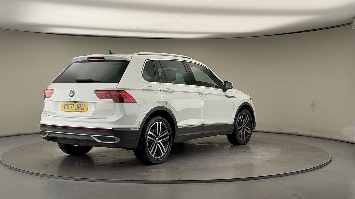 More views of Volkswagen Tiguan