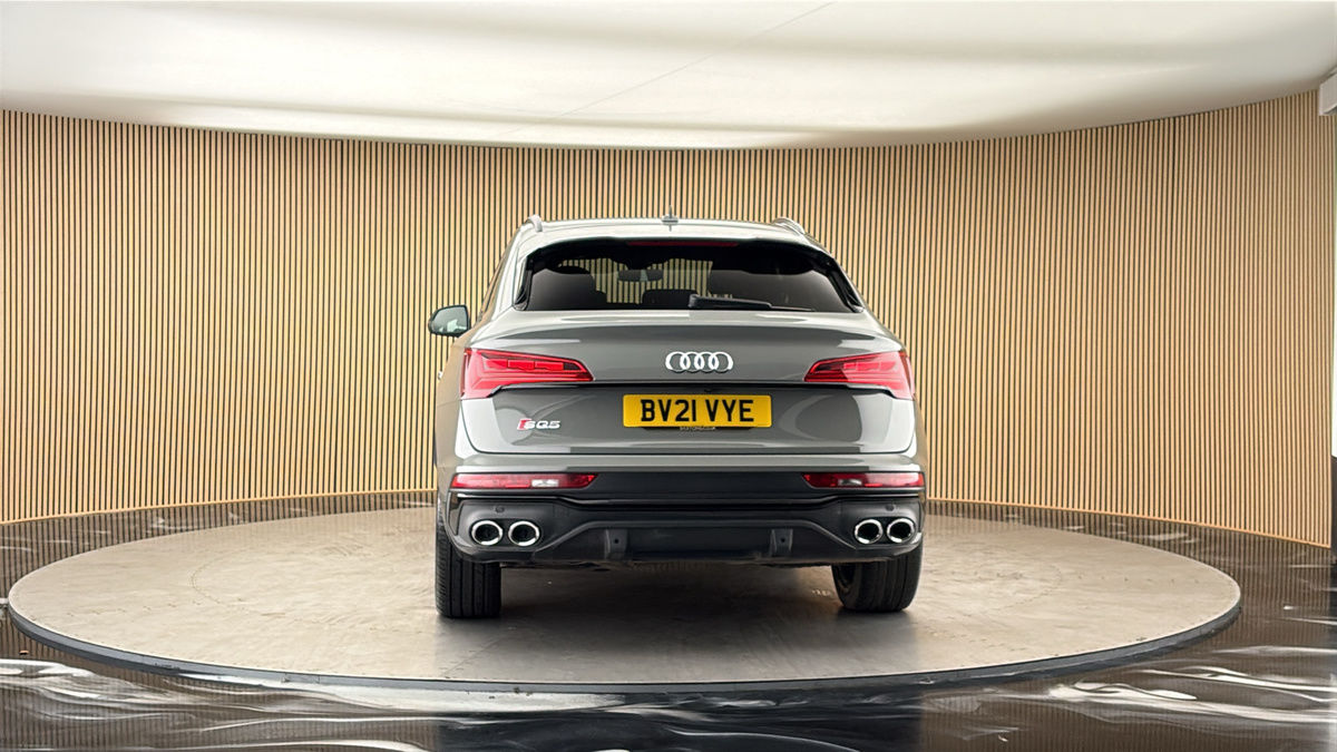 More views of Audi SQ5