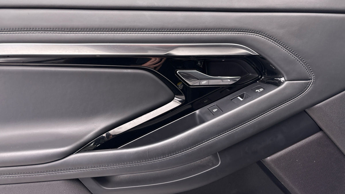 Land Rover Range Rover Evoque Image 19