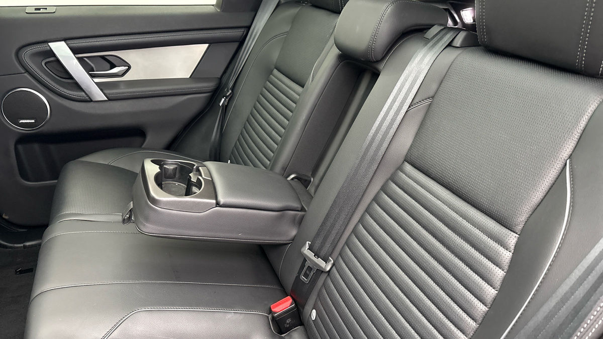 More views of Land Rover Discovery Sport