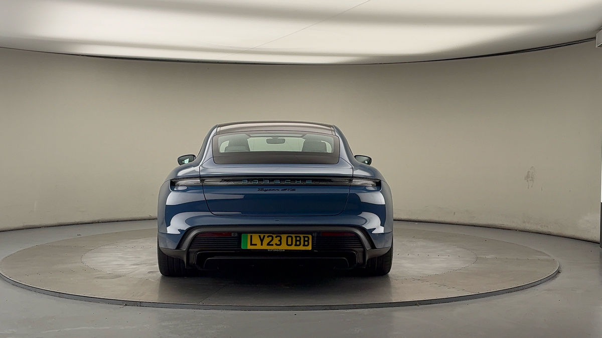 Porsche Taycan Image 4