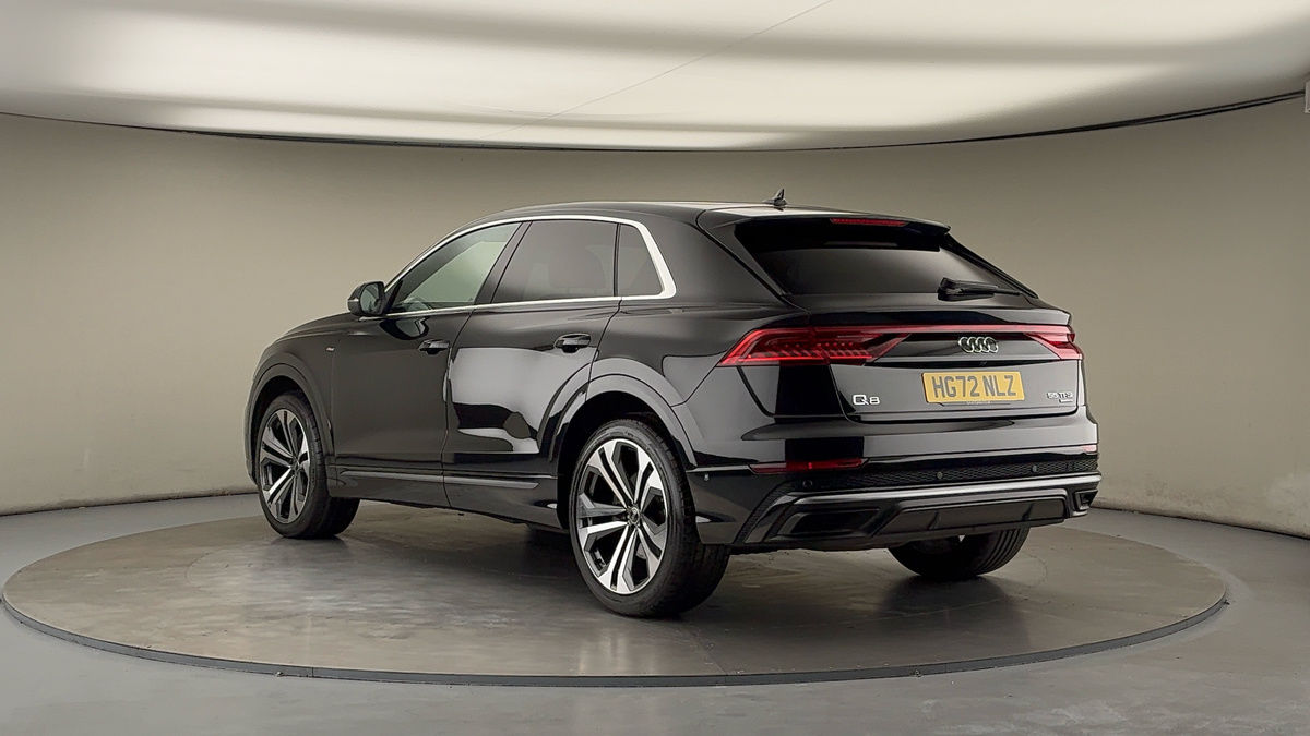 Audi Q8 Image 2