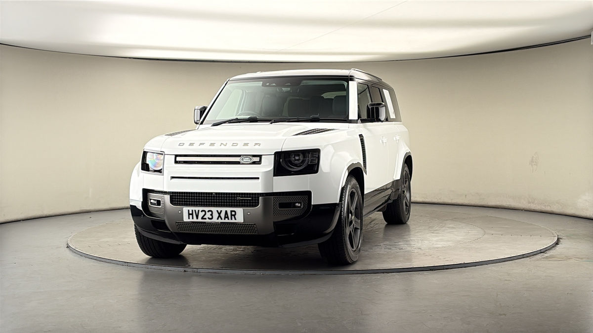 More views of Land Rover Defender 130