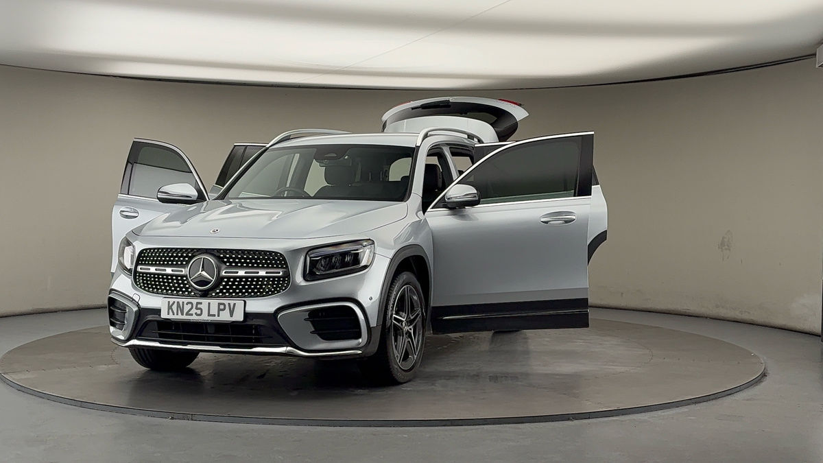 More views of Mercedes-Benz GLB