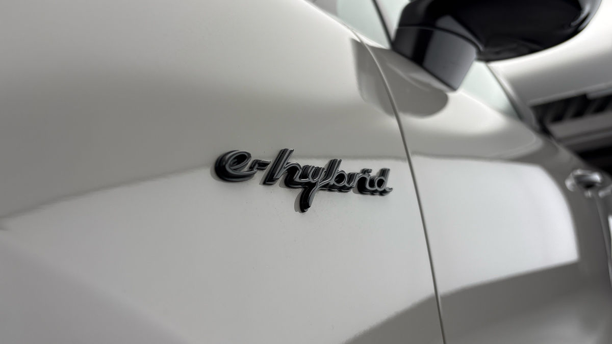 Porsche Cayenne Image 27