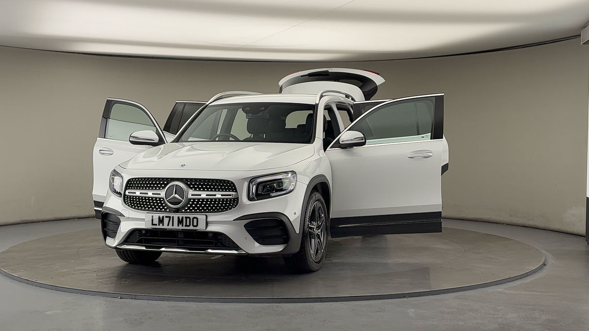 More views of Mercedes-Benz GLB