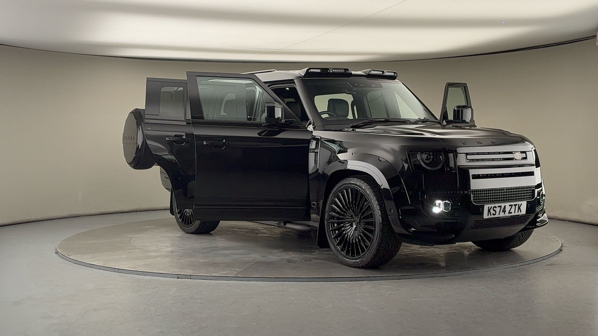 More views of Land Rover Defender 130