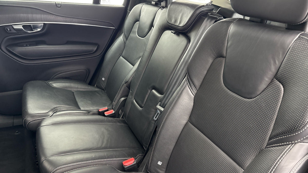 Volvo XC90 Image 8