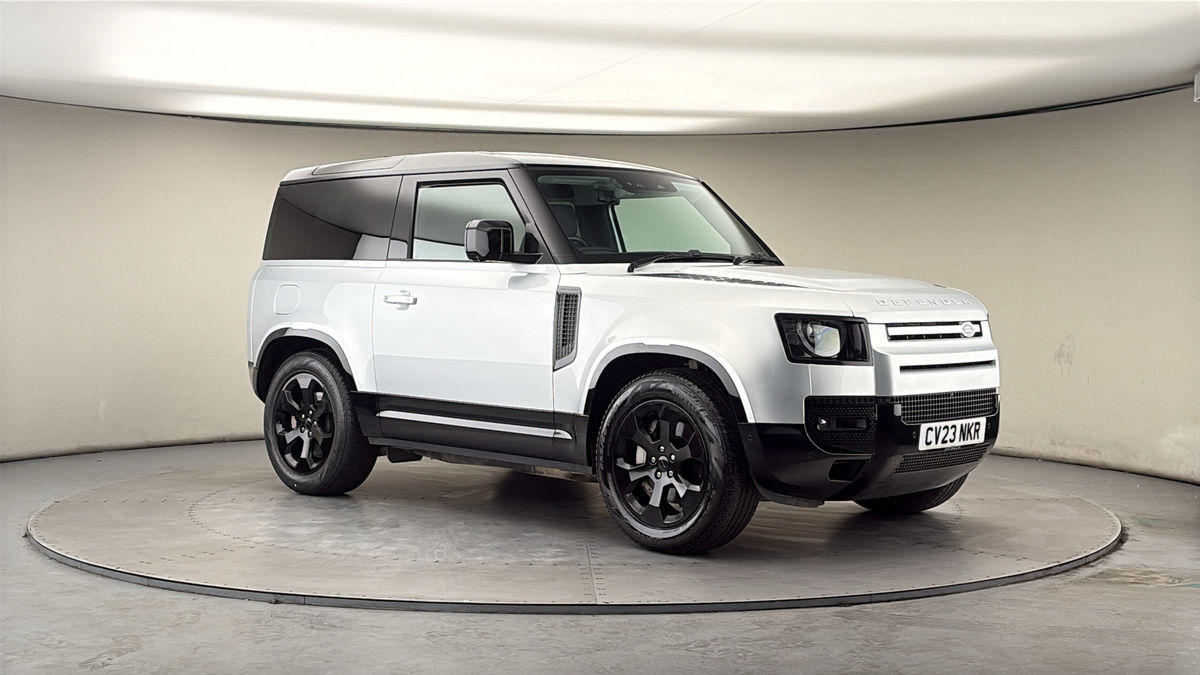 More views of Land Rover Defender 90