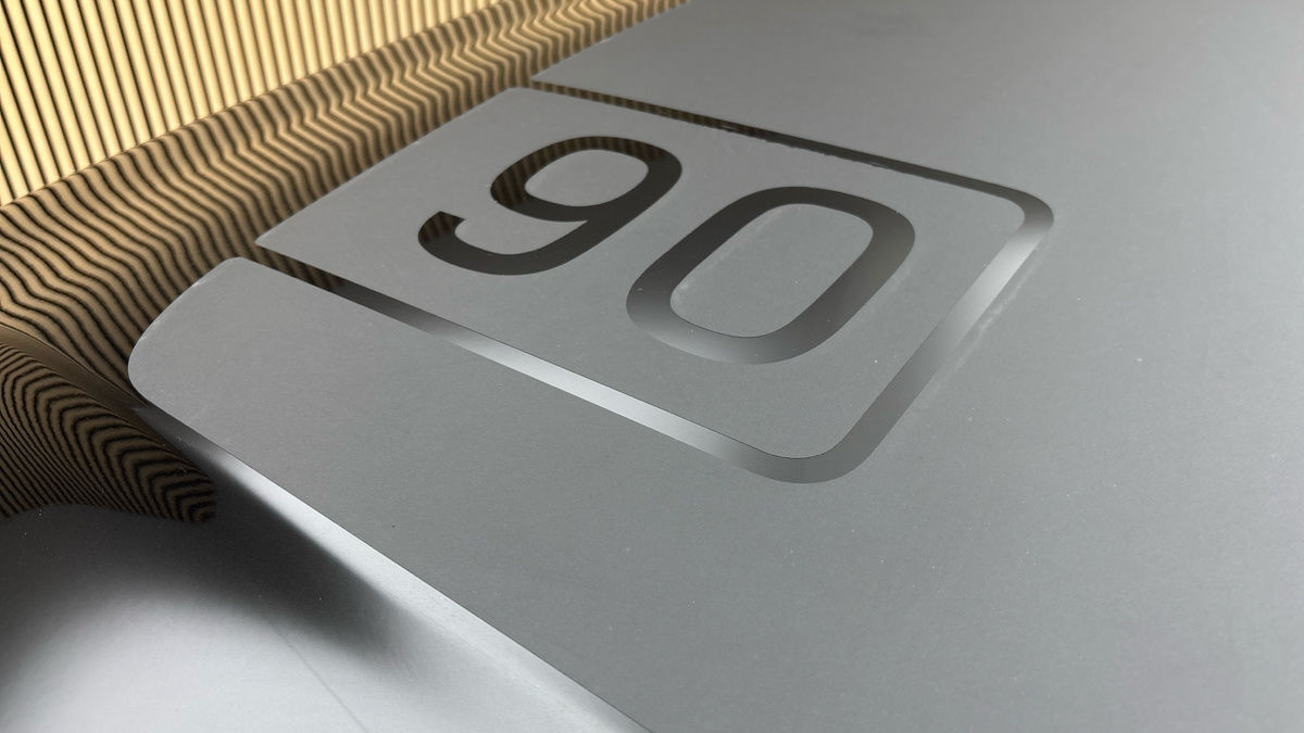 Land Rover Defender 90 Image 32