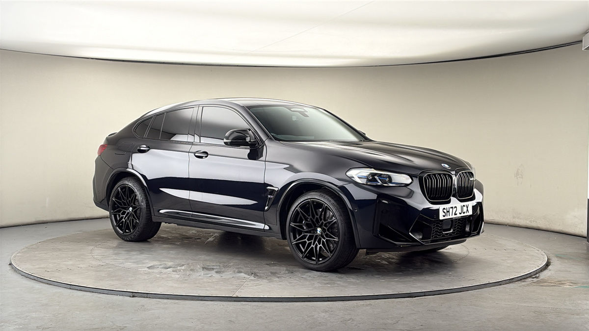 More views of BMW X4 M