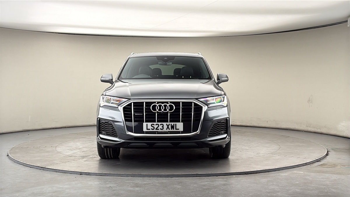 Audi Q7 Image 3