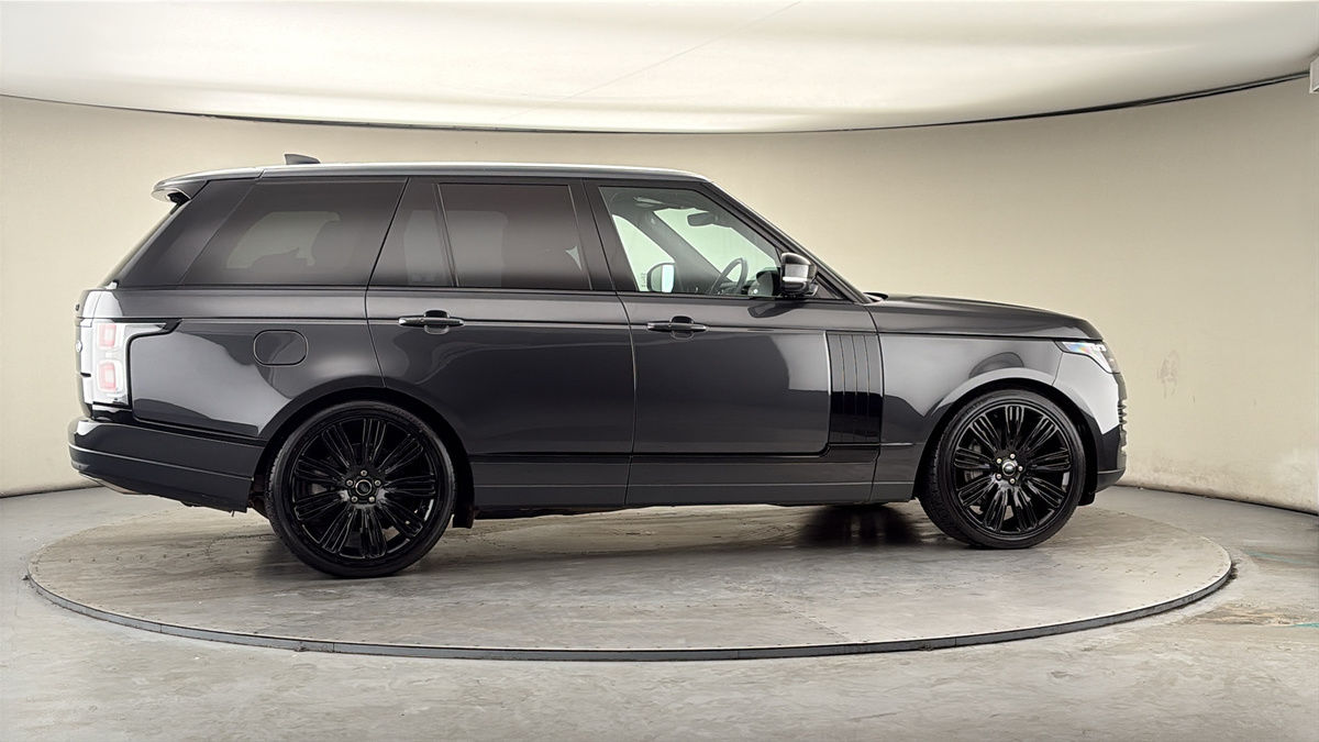 More views of Land Rover Range Rover